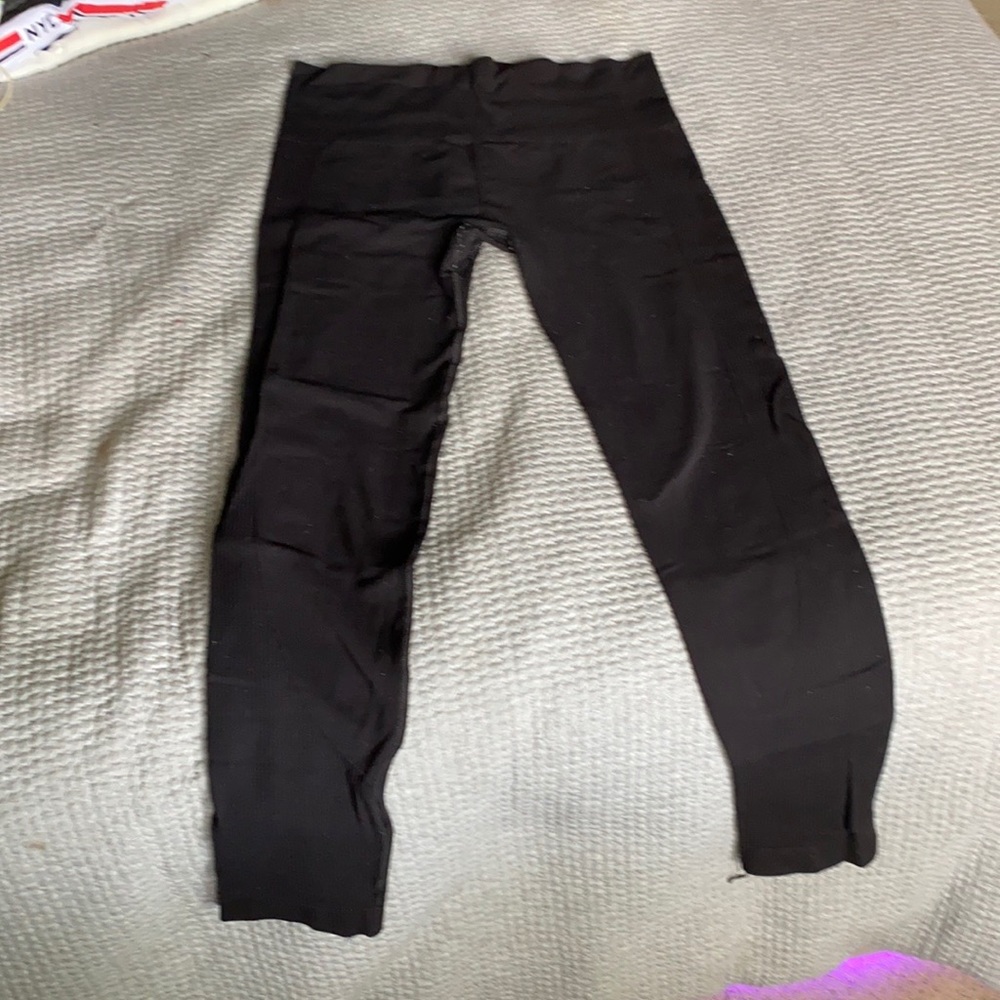 TNA leggings